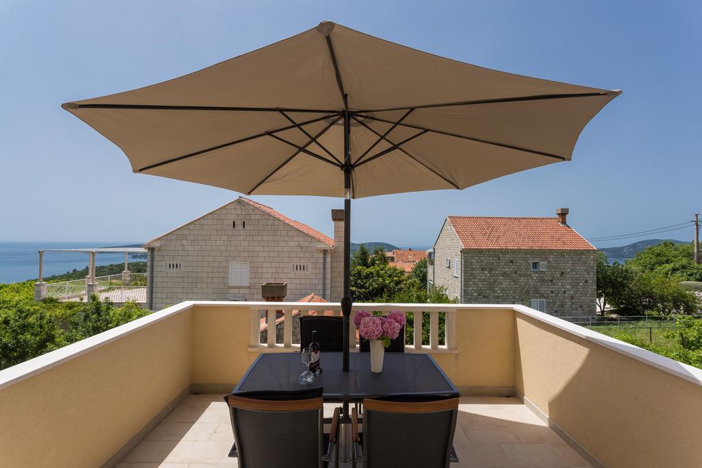Apartment & Room Ladisic Orasac Buitenkant foto