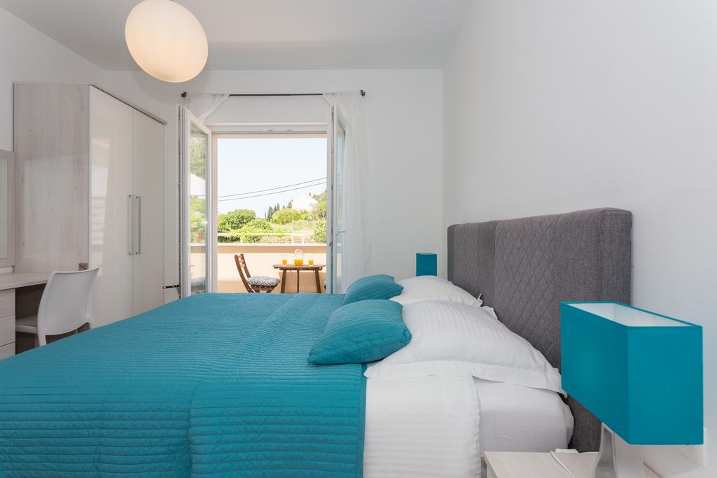 Apartment & Room Ladisic Orasac Buitenkant foto