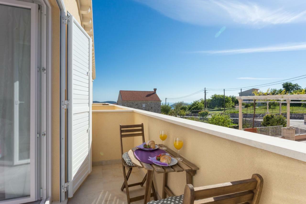 Apartment & Room Ladisic Orasac Buitenkant foto
